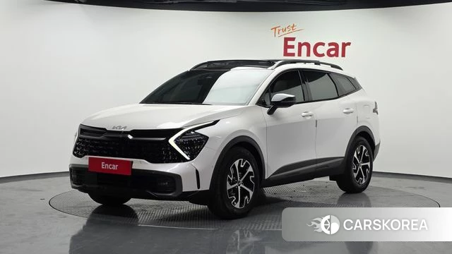 Kia Sportage 5th Generation Hybrid 2023 Белый из Кореи