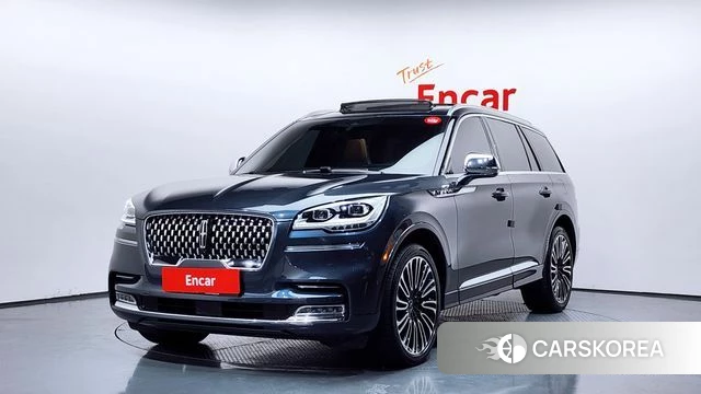 Lincoln Aviator 2nd generation 2022 Небесно-голубой из Кореи