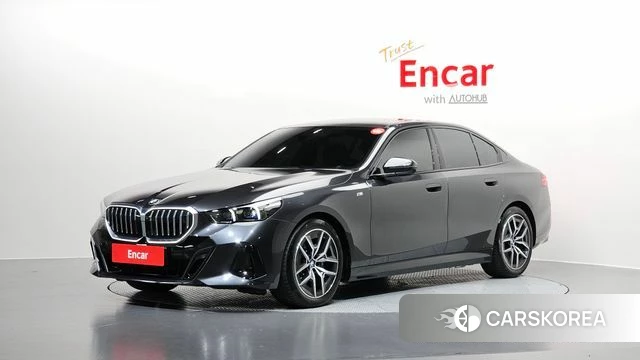 BMW 5 Series (G60) 2024 Серый из Кореи