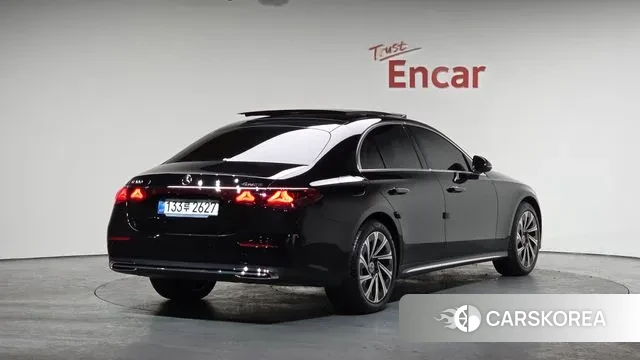 Mercedes-Benz E-Class W214 2025 Черный из Кореи