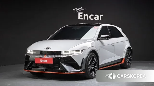 Hyundai Ionic 5 2024 Серебристо-серый из Кореи