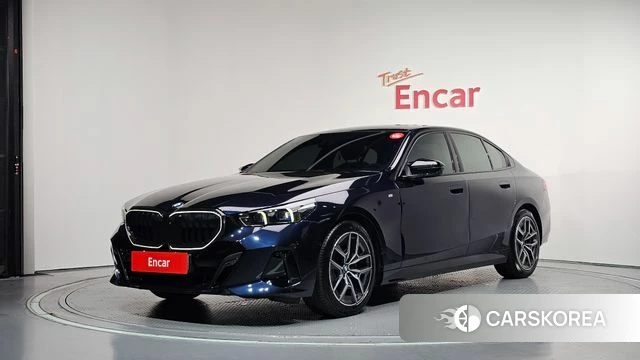 BMW 5 Series (G60) 2026 Черный из Кореи