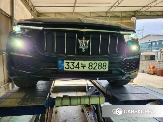 Maserati Levante 2020 Синий из Кореи