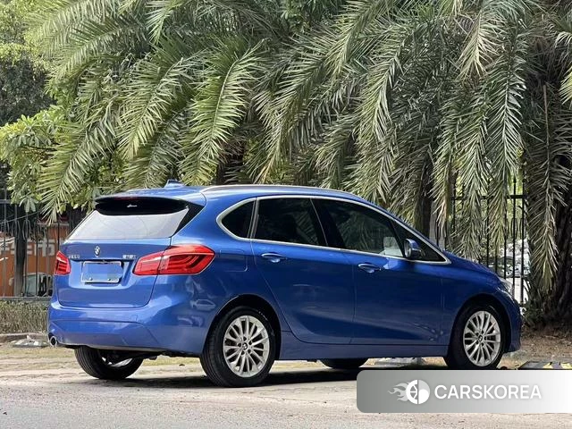 BMW 2 series station wagon 2019 Синий из Китая