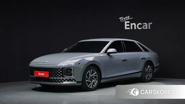 Hyundai Grandeur Hybrid (GN7) 2023 Светло-серебряный цвет из Кореи