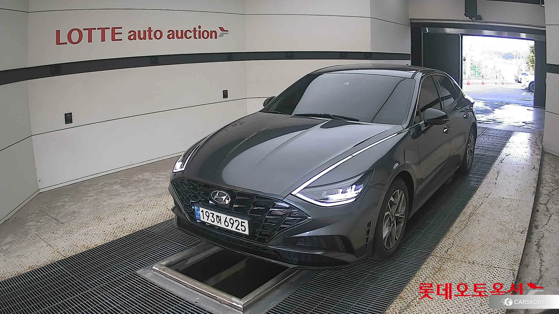Hyundai Sonata 2022 Nocturne Grey Metallic из Кореи