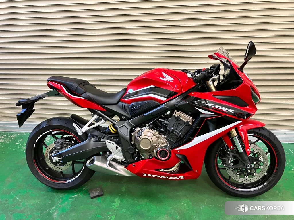 Проданный Honda CBR650R 2021 из Японии