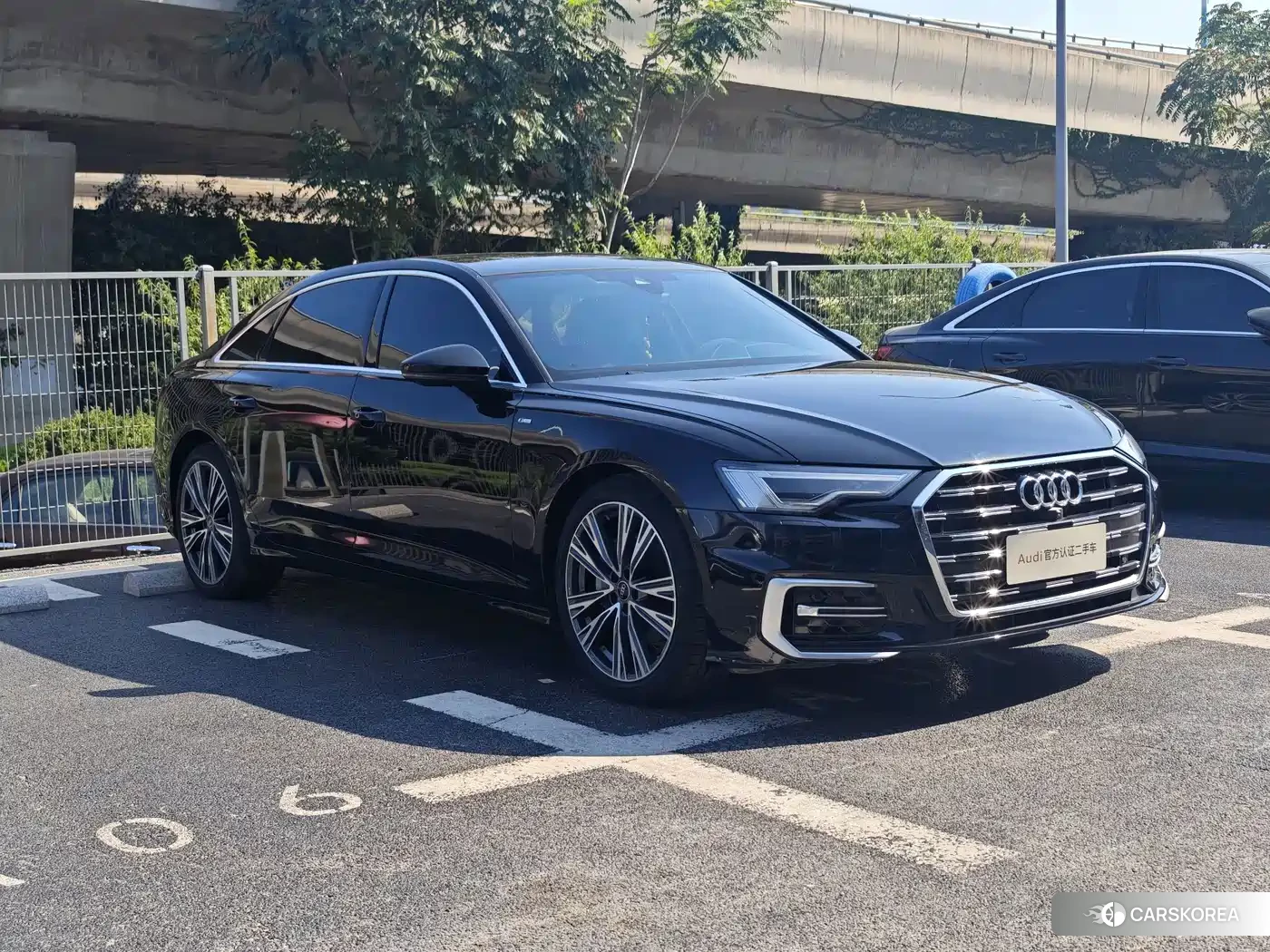 Audi A6L 2023 Черный из Китая