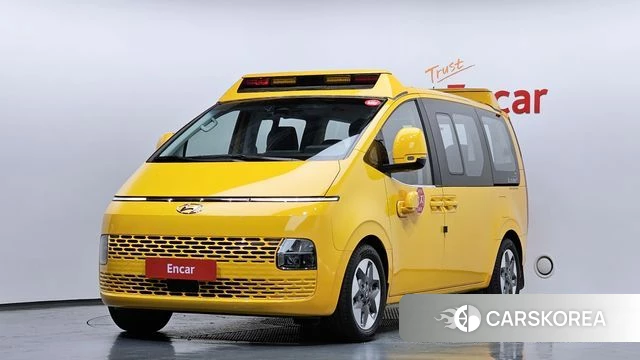 Hyundai Staria 2022 Желтый из Кореи