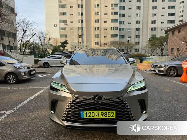 Lexus RX350h 5th generation 2024 Серебристо-серый из Кореи