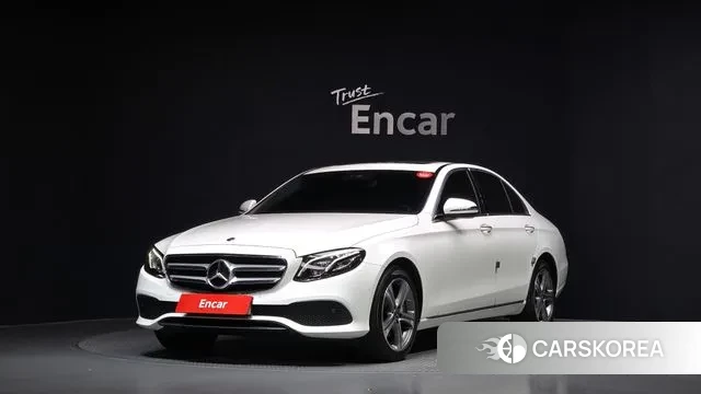 Mercedes-Benz E-Class W213 2019 Белый из Кореи