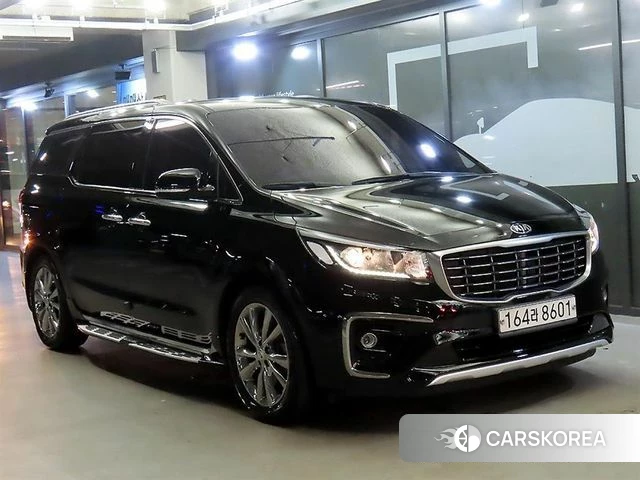 Kia The New Carnival 2018 Черный из Кореи