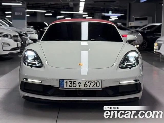 Porsche 718 Boxster 2021 Белый из Кореи