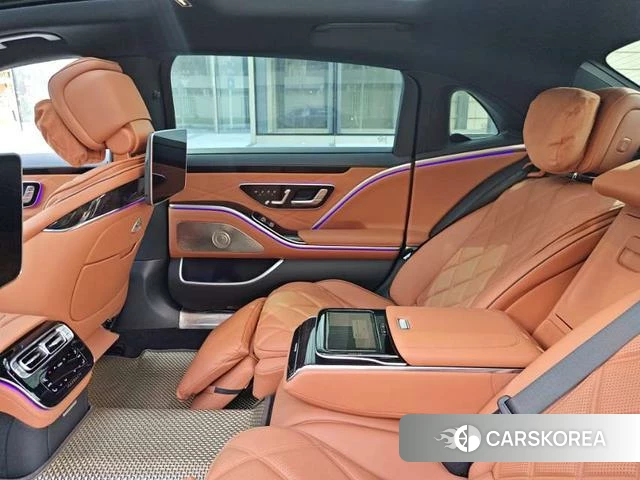 Mercedes-Benz Maybach S-class 2023 Черный из Китая