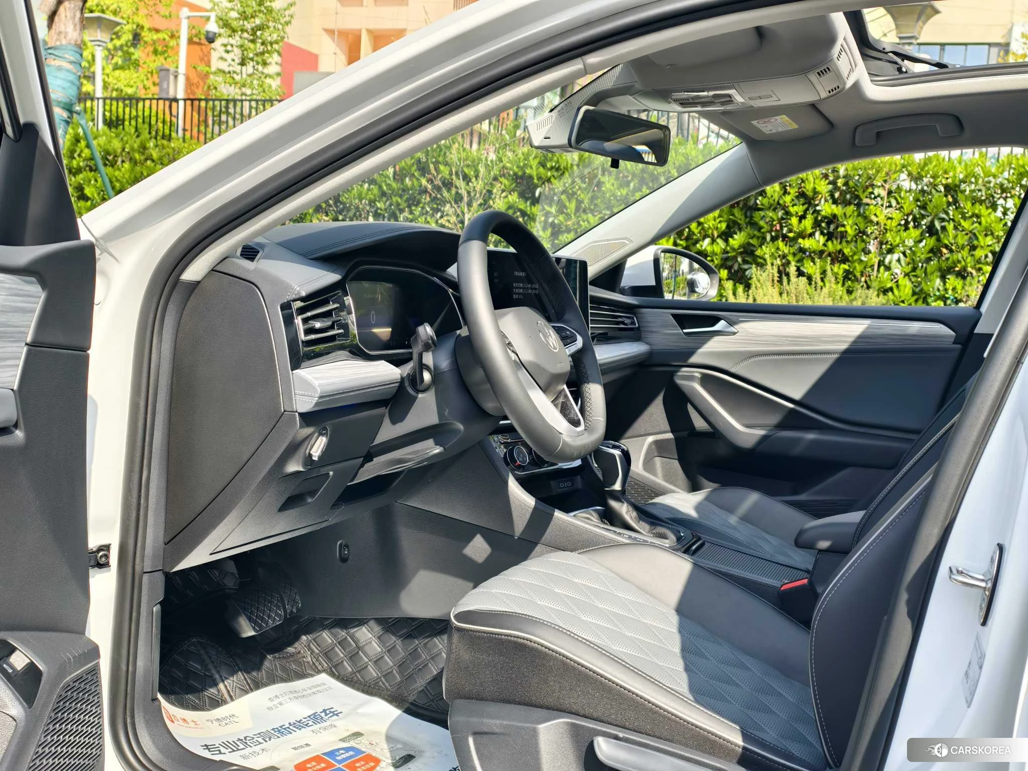 Volkswagen Sagitar 2024 Белый из Китая