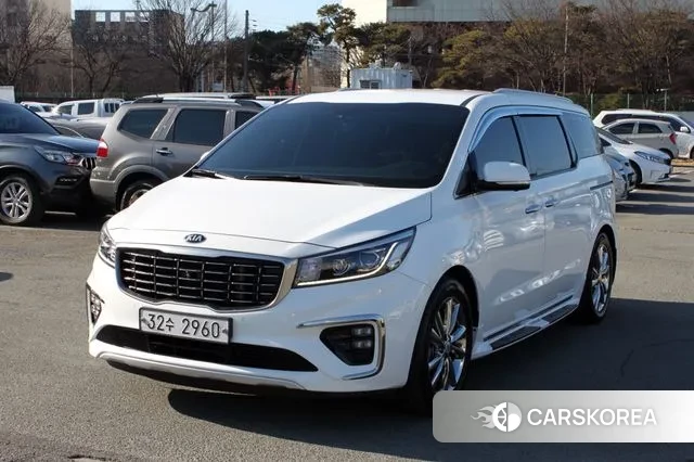 Kia The New Carnival 2019 Белый из Кореи