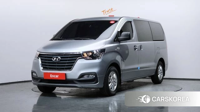 Hyundai The New Grand Starex 2019 Серый из Кореи
