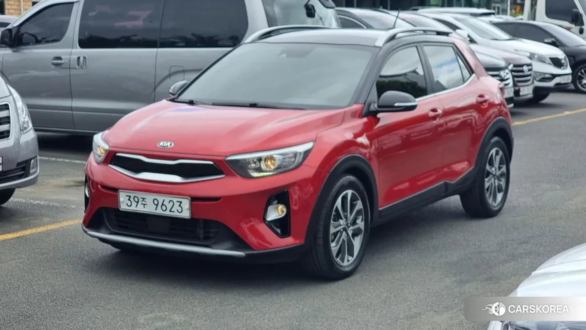 Kia Stonic 2018 Красный из Кореи