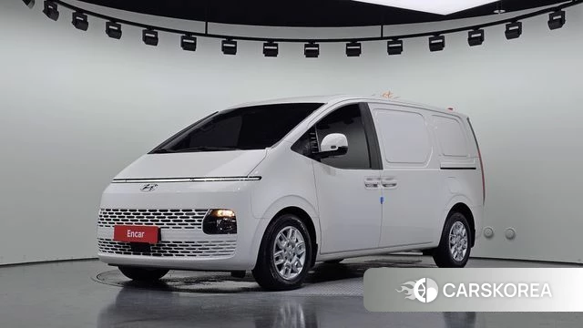 Hyundai Staria 2022 Белый из Кореи