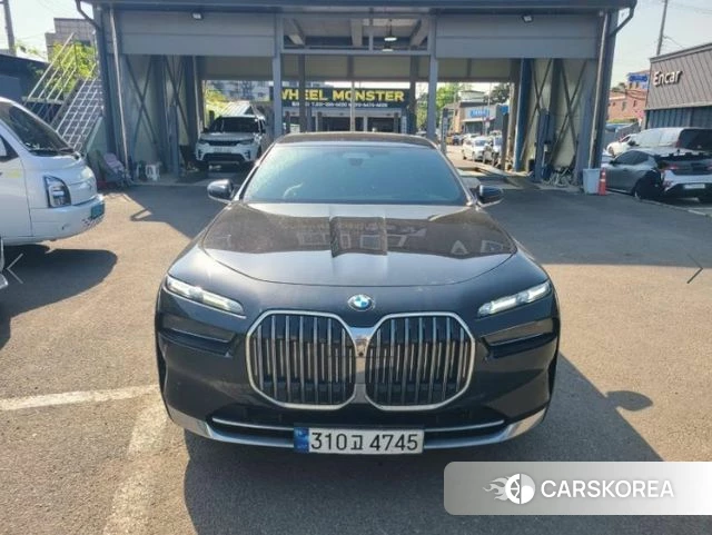 BMW 7 Series (G70) 2022 Черный из Кореи