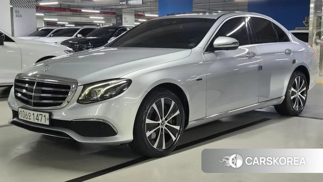 Mercedes-Benz E-Class W213 2020 Серебряный из Кореи