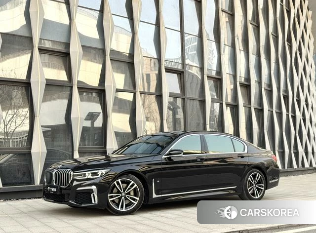 BMW 7 series 2022 Черный из Китая