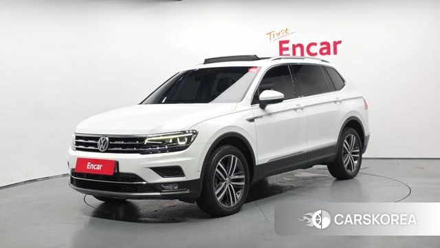 Volkswagen Tiguan Allspace 2020 Черный из Кореи