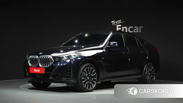 BMW X6 (G06) 2023 Черный из Кореи
