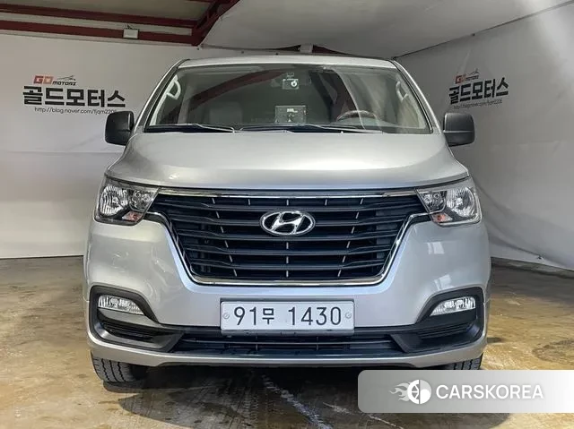 Hyundai The New Grand Starex 2018 Серебряный из Кореи