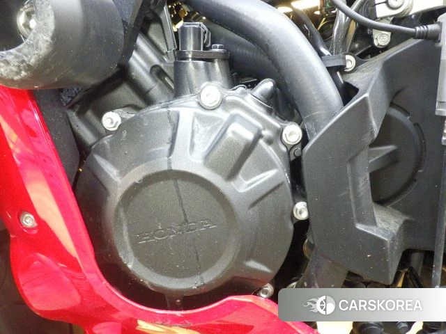 Engine photo