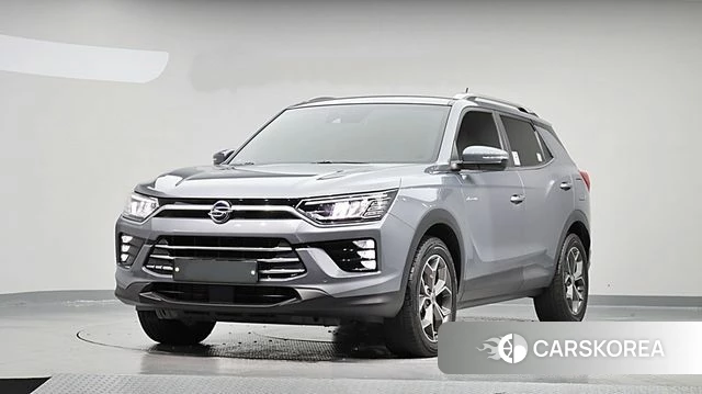 Ssangyong Beautiful Korando 2021 Серебристо-серый из Кореи
