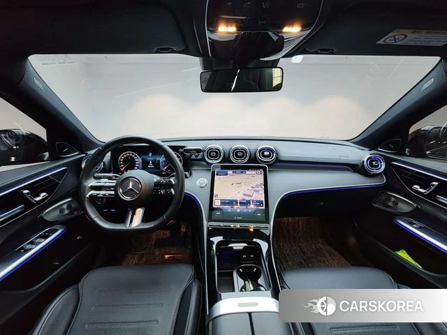 Mercedes-Benz Class C 2023 Зеленый из Китая