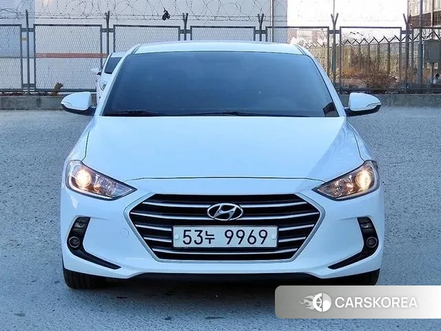 Hyundai Avante AD 2018 Белый из Кореи