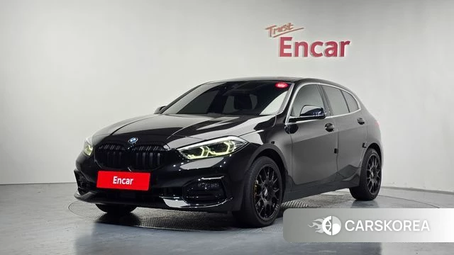 BMW 1 Series (F40) 2021 Черный из Кореи
