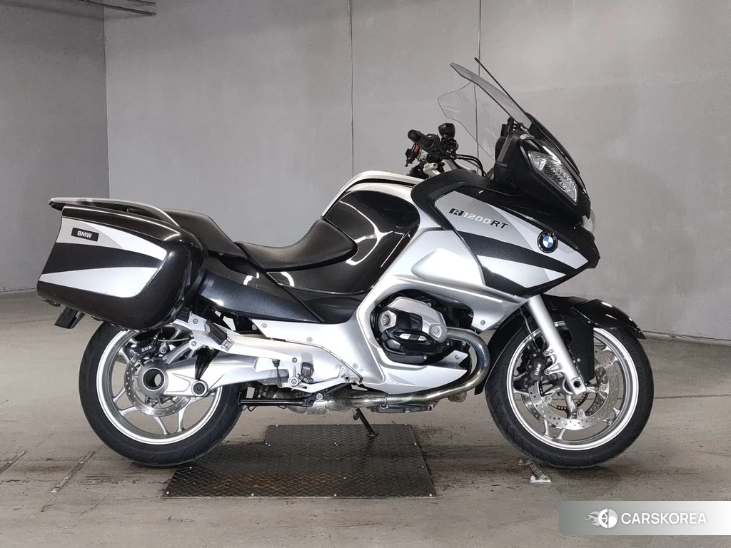 Проданный BMW R1200RT 2010 из Японии