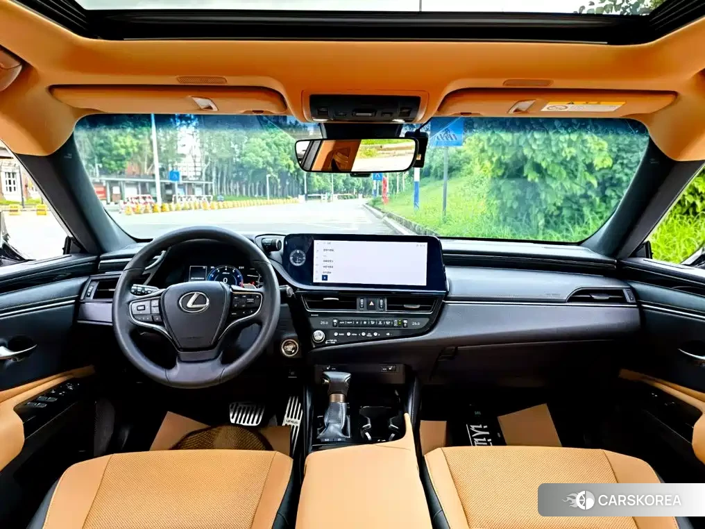 Lexus ES 2024 Белый из Китая
