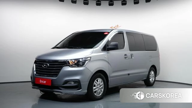 Hyundai The New Grand Starex 2018 Серебристо-серый из Кореи