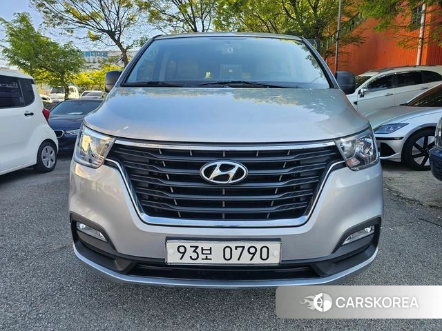 Hyundai The New Grand Starex 2018 Серебряный из Кореи