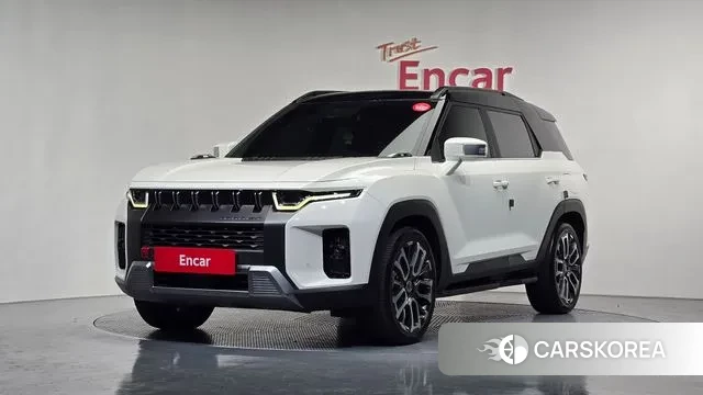 Ssangyong Torres 2023 Жемчужный цвет из Кореи