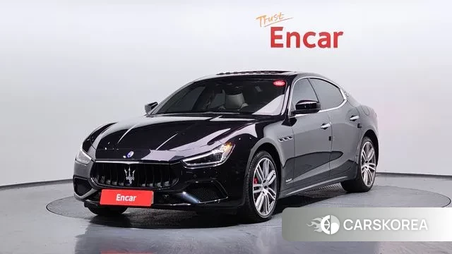 Maserati Ghibli 2018 Черный из Кореи