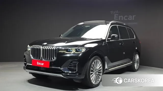 BMW X7 (G07) 2022 Черный из Кореи