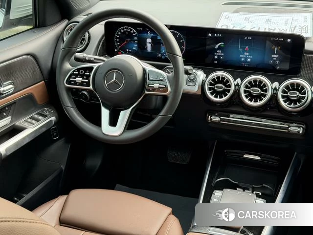 Mercedes-Benz GLB 2021 Белый из Китая