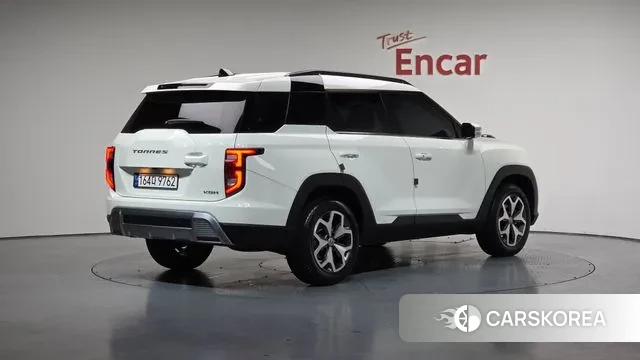 Ssangyong Torres 2023 Белый из Кореи