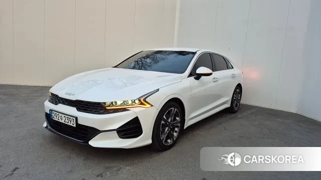 Kia K5 3rd generation 2022 Белый из Кореи