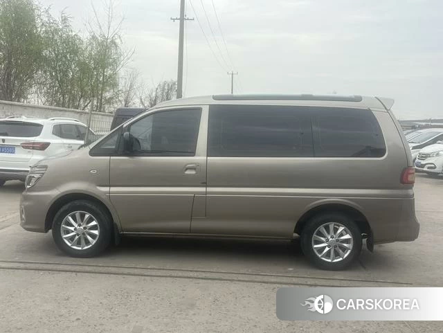 Dongfeng popular Lingzhi 2020 Шампань из Китая