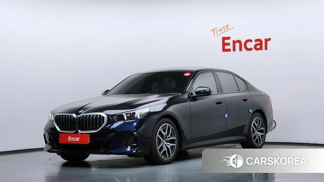 BMW 5 Series (G60) 2025 Черный из Кореи