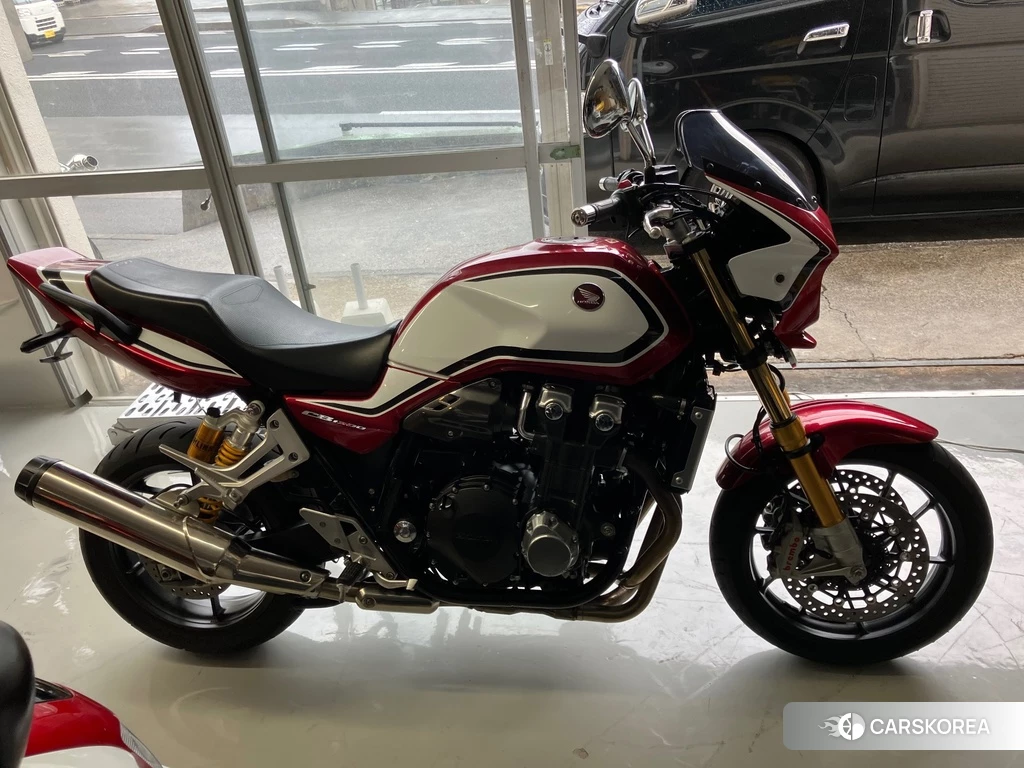 Проданный Honda CB1300SF SP 2019 из Японии, фото 2