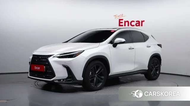 Lexus NX350h Second generation 2022 Белый из Кореи