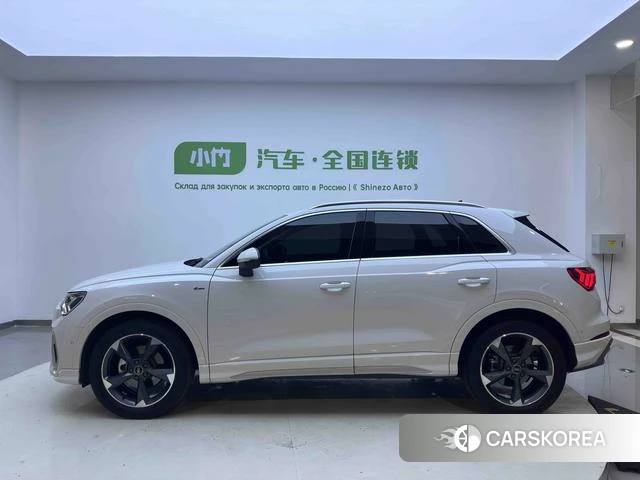 Audi Q3 2022 Белый из Китая