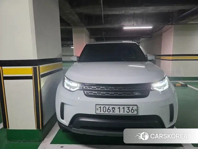 Land Rover Discovery 5 2019 Белый из Кореи